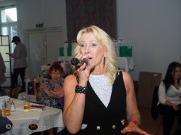 Künstler helfen Kinder - Mit Musik zur Menschlichkeit